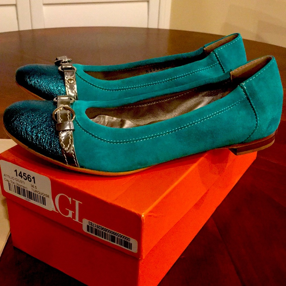 AGL Cap Toe Ballet Suede Flats